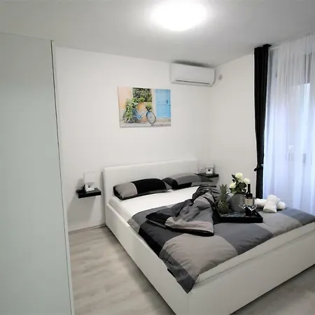 Arbel Apartment *