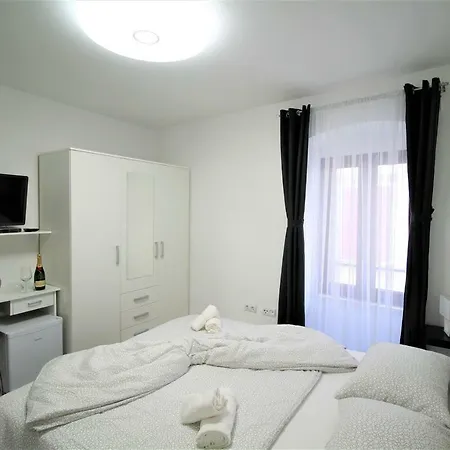 Apartment Arbel *
